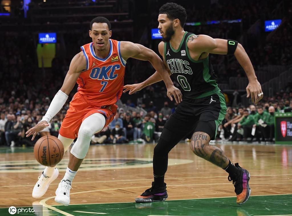 关于里程碑夜！俄克拉荷马雷霆豪取连胜；葡超今晚刷纪录；管理层满意；医务组通报恢复的信息