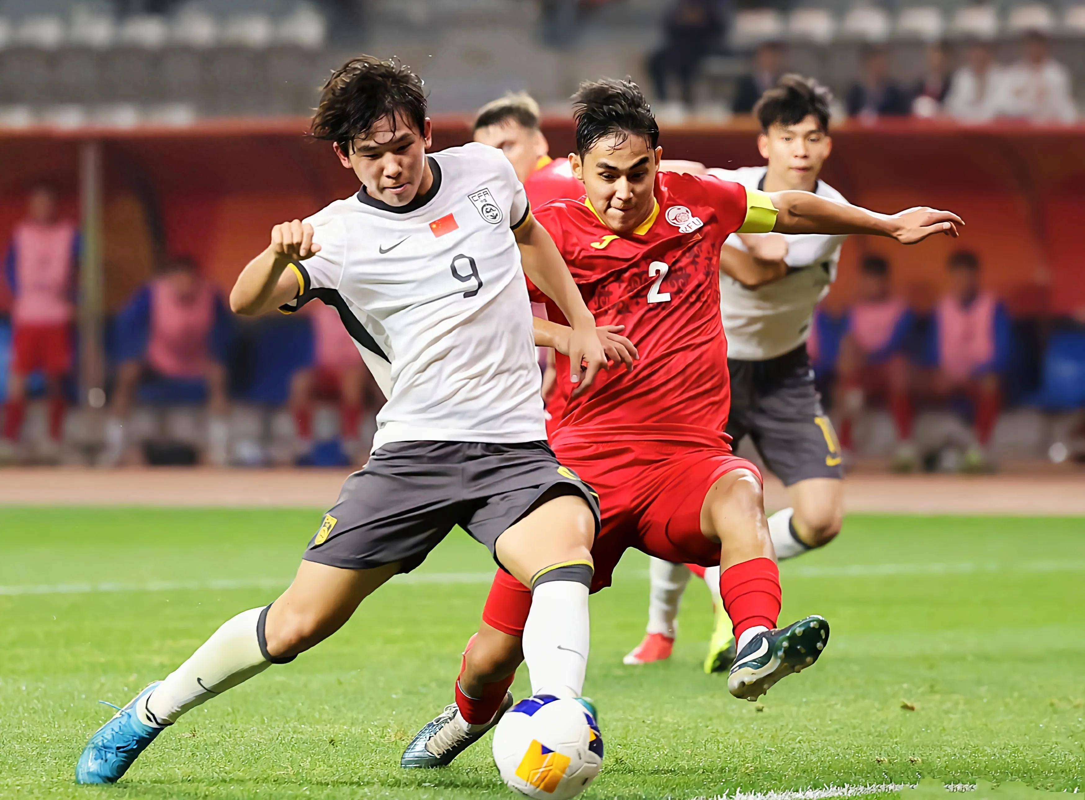 德布劳内关键节点精彩发挥，澳大利亚队带队取胜！的简单介绍